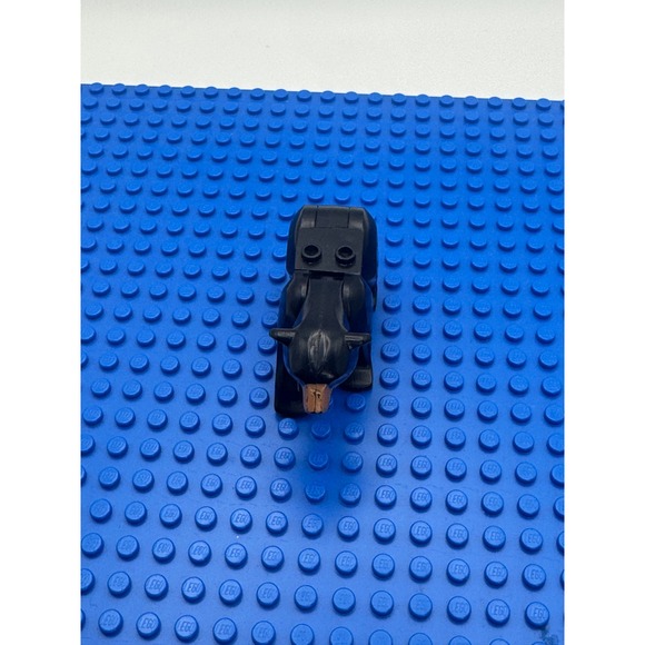 LEGO Black Bear with 2 Studs on Back with Black Nose (98295c01pb030) From 60188 - Picture 2 of 8